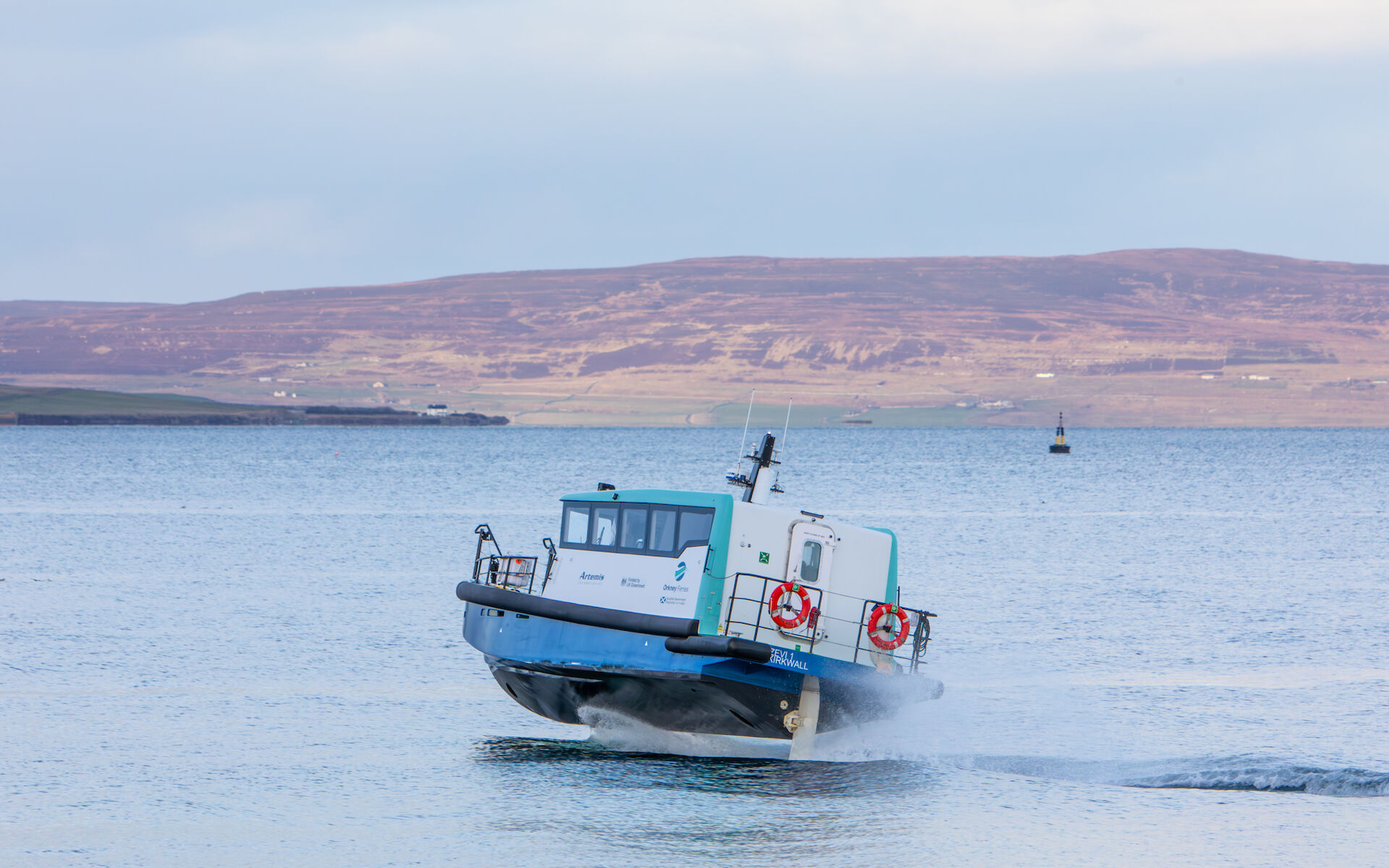 Artemis EF-12 Workboat XL